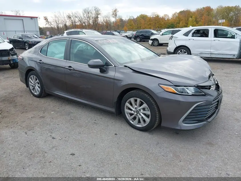 Toyota Camry Le 2023