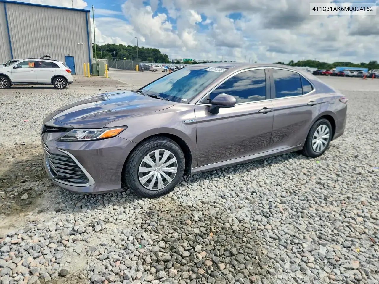 Toyota Camry Le 2021