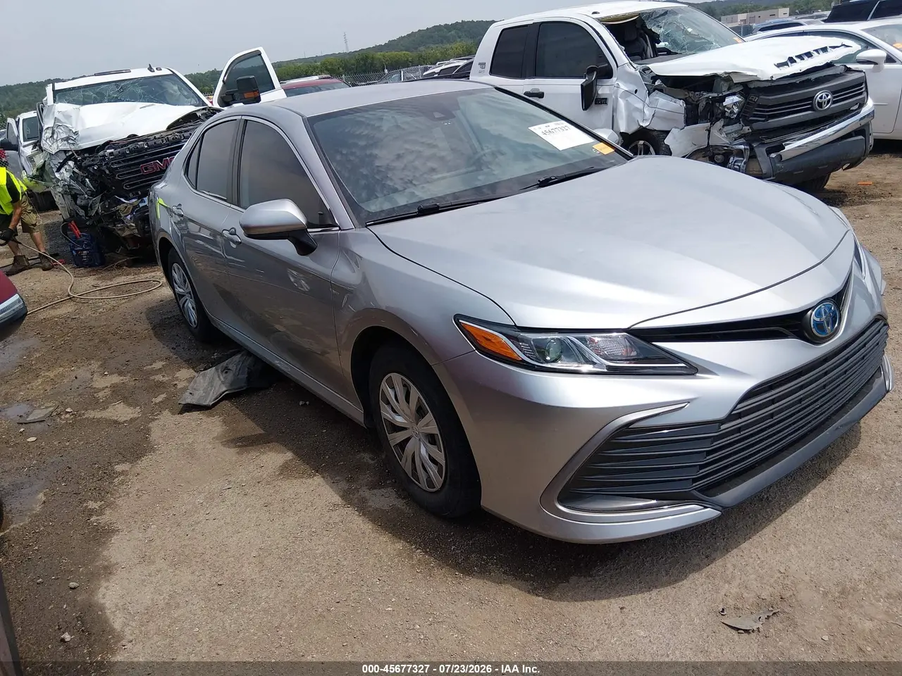 Toyota Camry Hybrid Le 2024