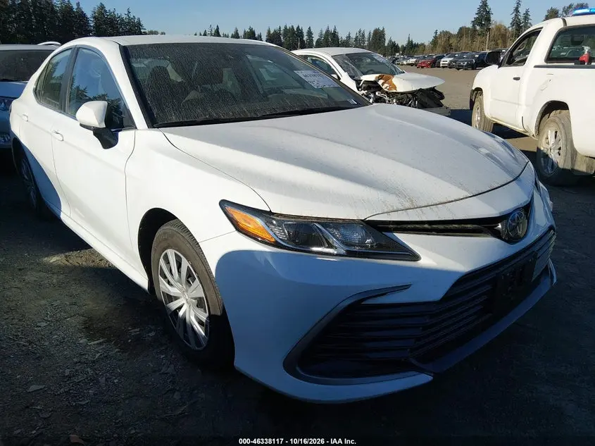 Toyota Camry Le Hybrid 2023