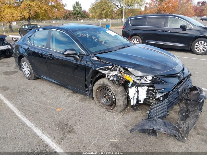 Toyota Camry Le Hybrid 2023