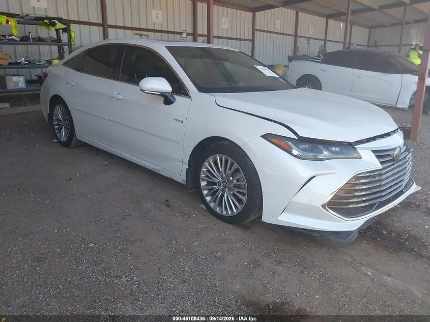 Toyota Avalon Hybrid Limited 2020