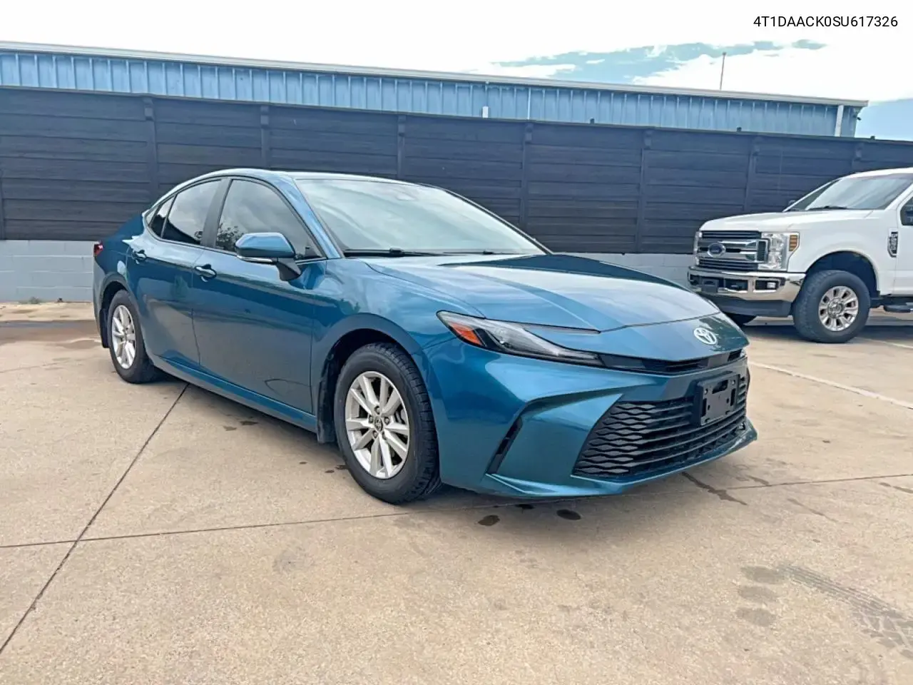 Toyota Camry Le 2025