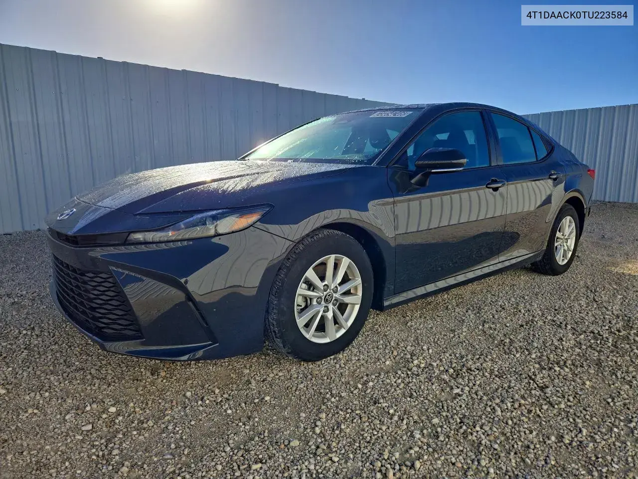Toyota Camry Le 2026