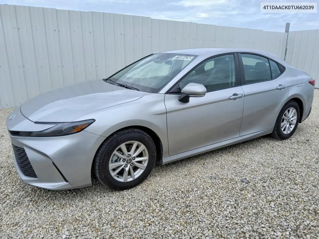 Toyota Camry Le 2026