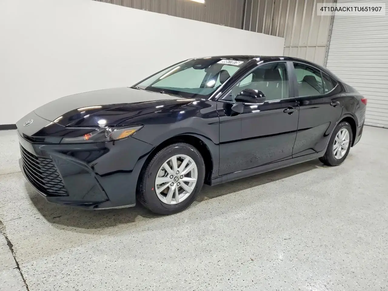 Toyota Camry Le 2026