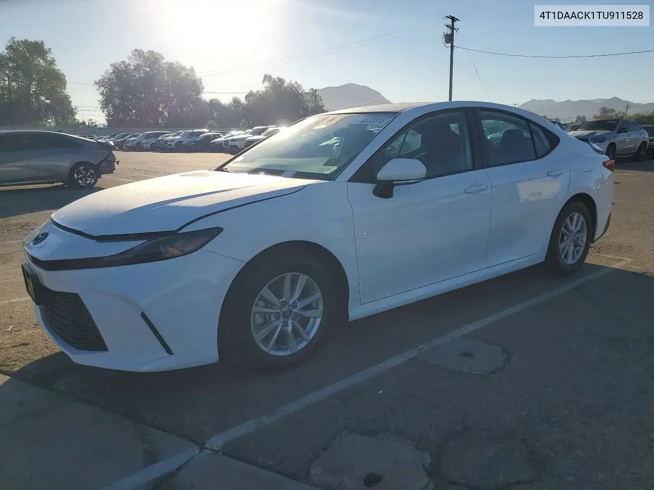Toyota Camry Le 2026