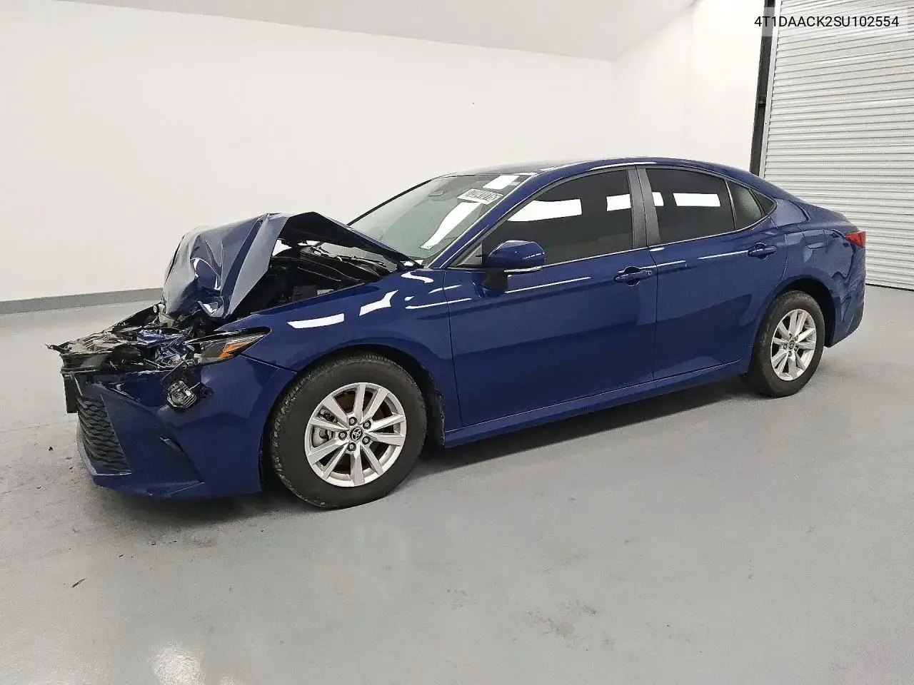 Toyota Camry Le 2025