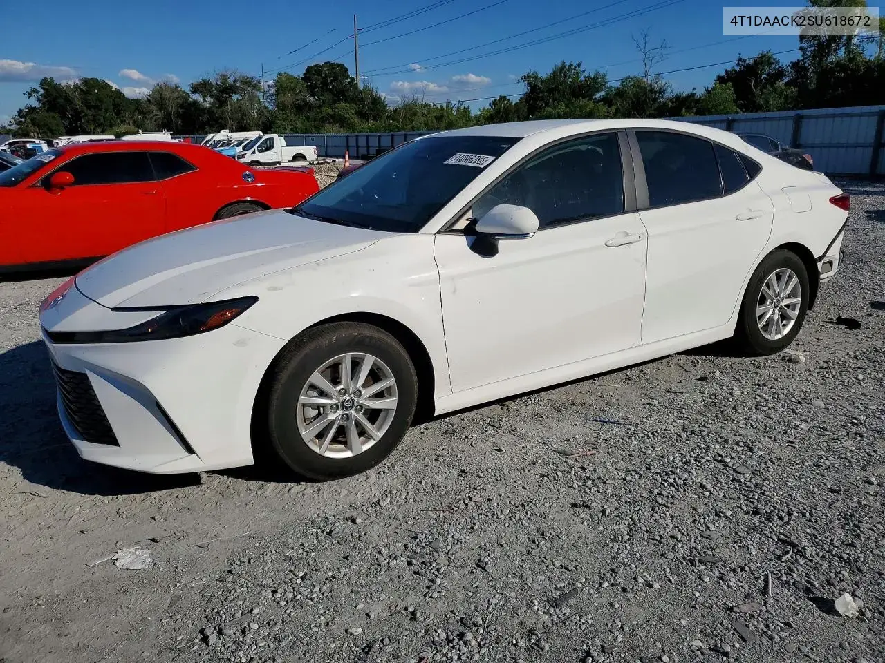 Toyota Camry Le 2025