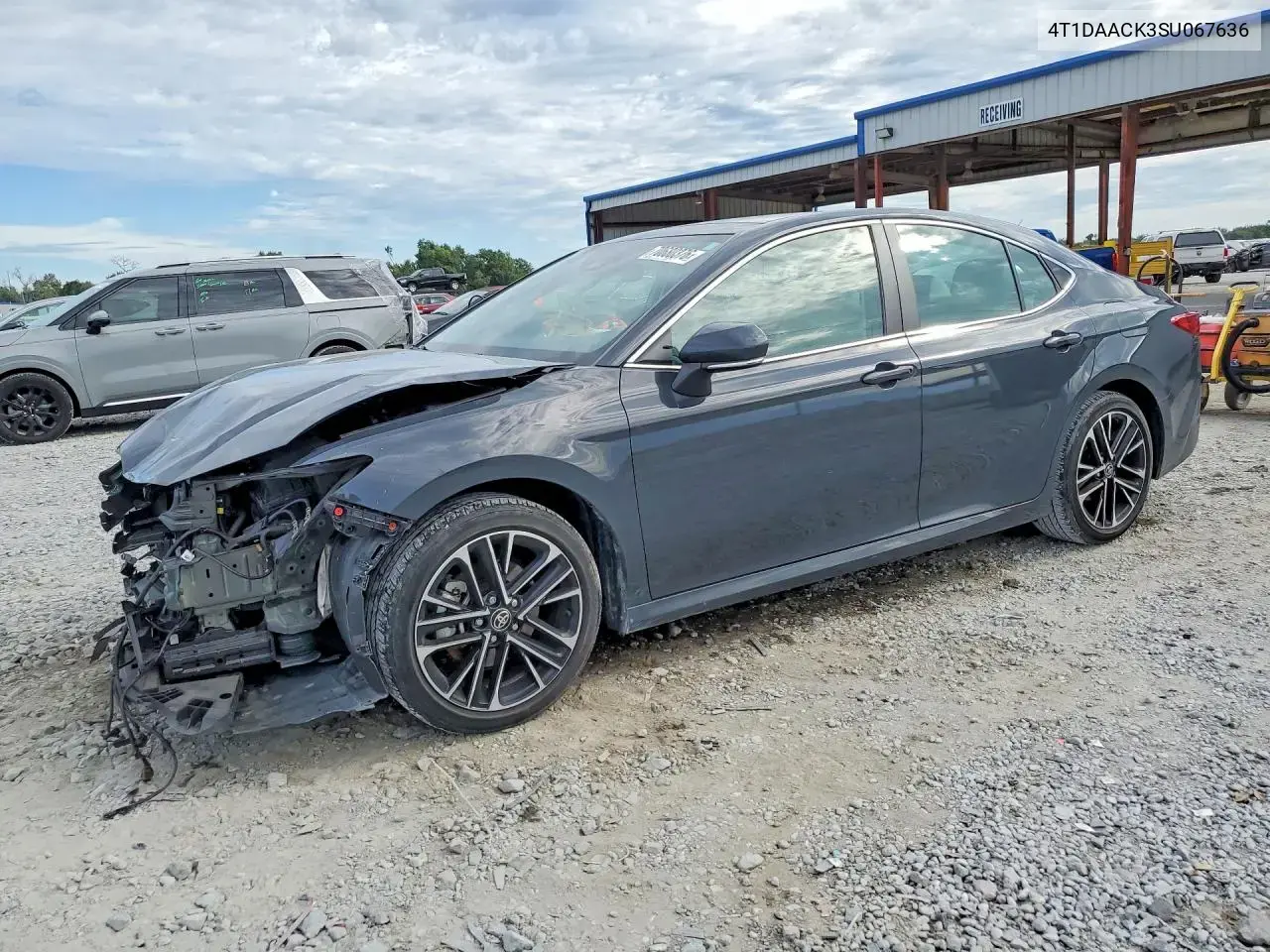 Toyota Camry Xle 2025