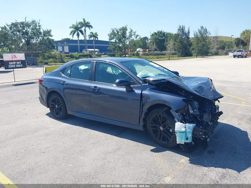 Toyota Camry Se 2026