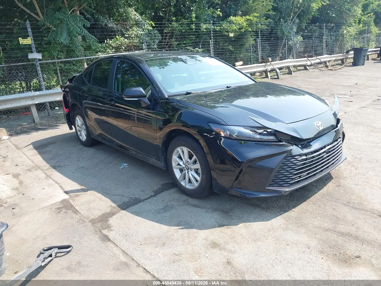 Toyota Camry Le 2026