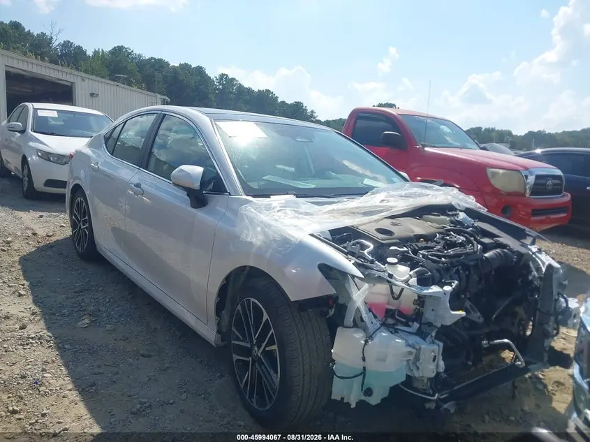 Toyota Camry Xle 2026