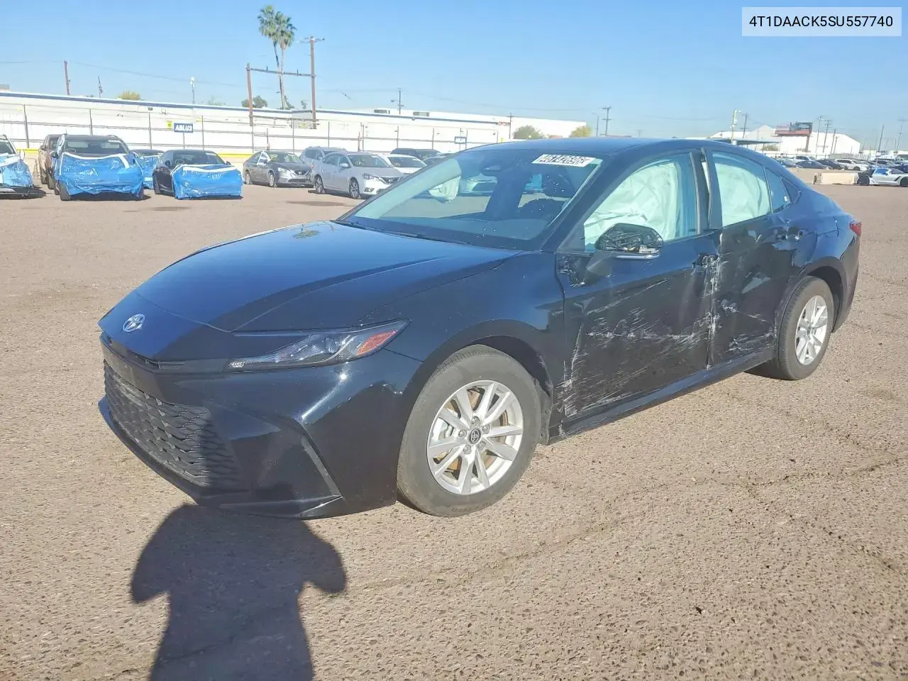 Toyota Camry Le 2025