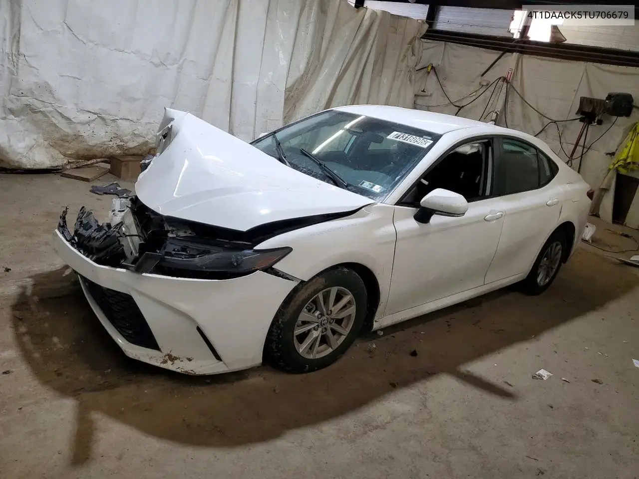 Toyota Camry Le 2026