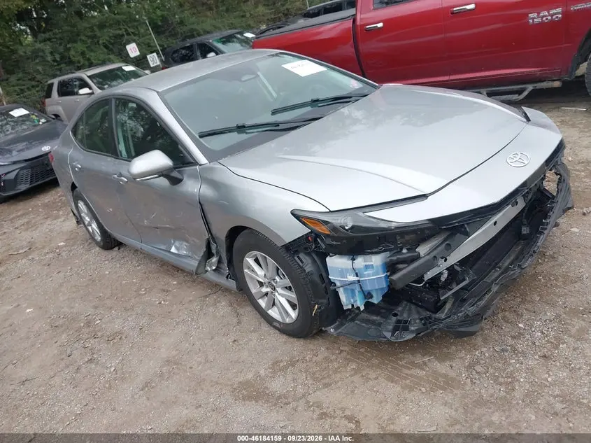 Toyota Camry Le 2026