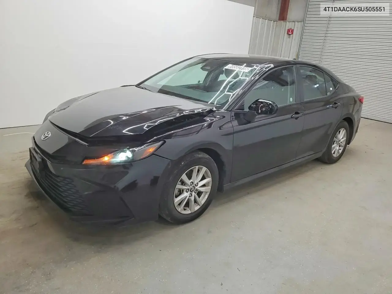 Toyota Camry Le 2025