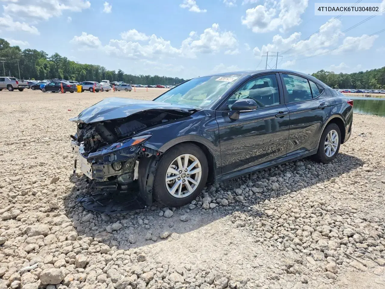 Toyota Camry Le 2026