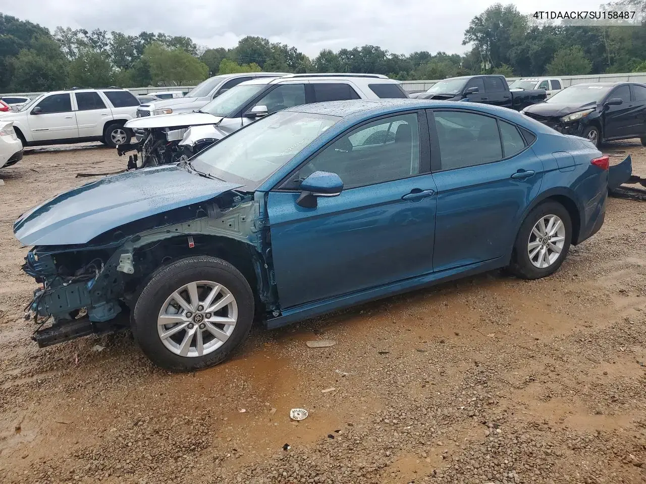 Toyota Camry Le 2025