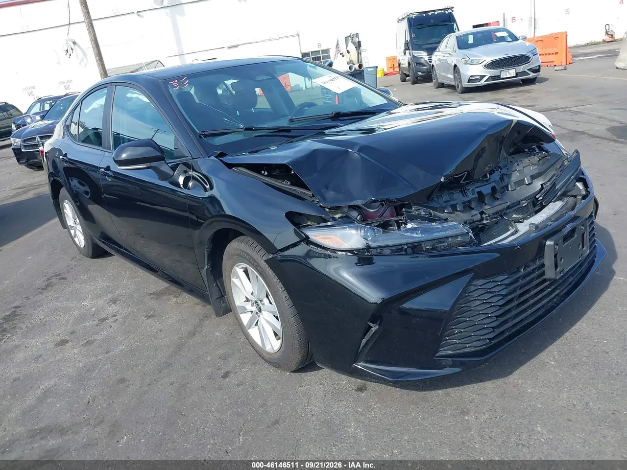 Toyota Camry Le 2025