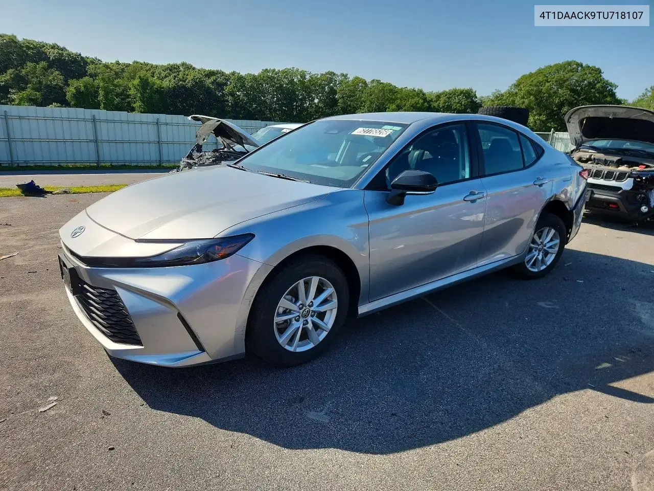 Toyota Camry Le 2026