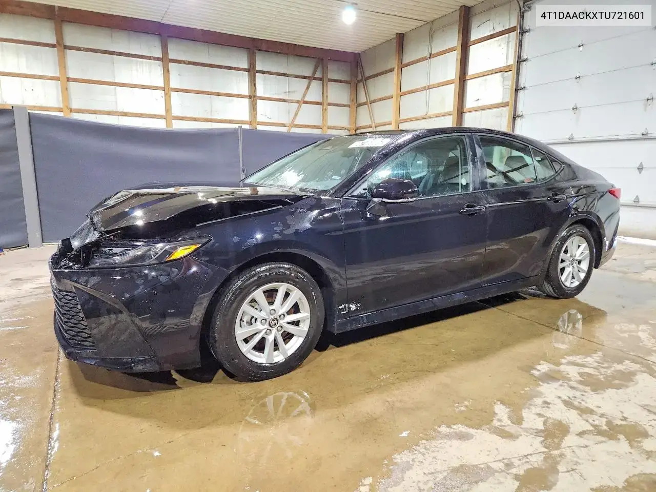 Toyota Camry Le 2026