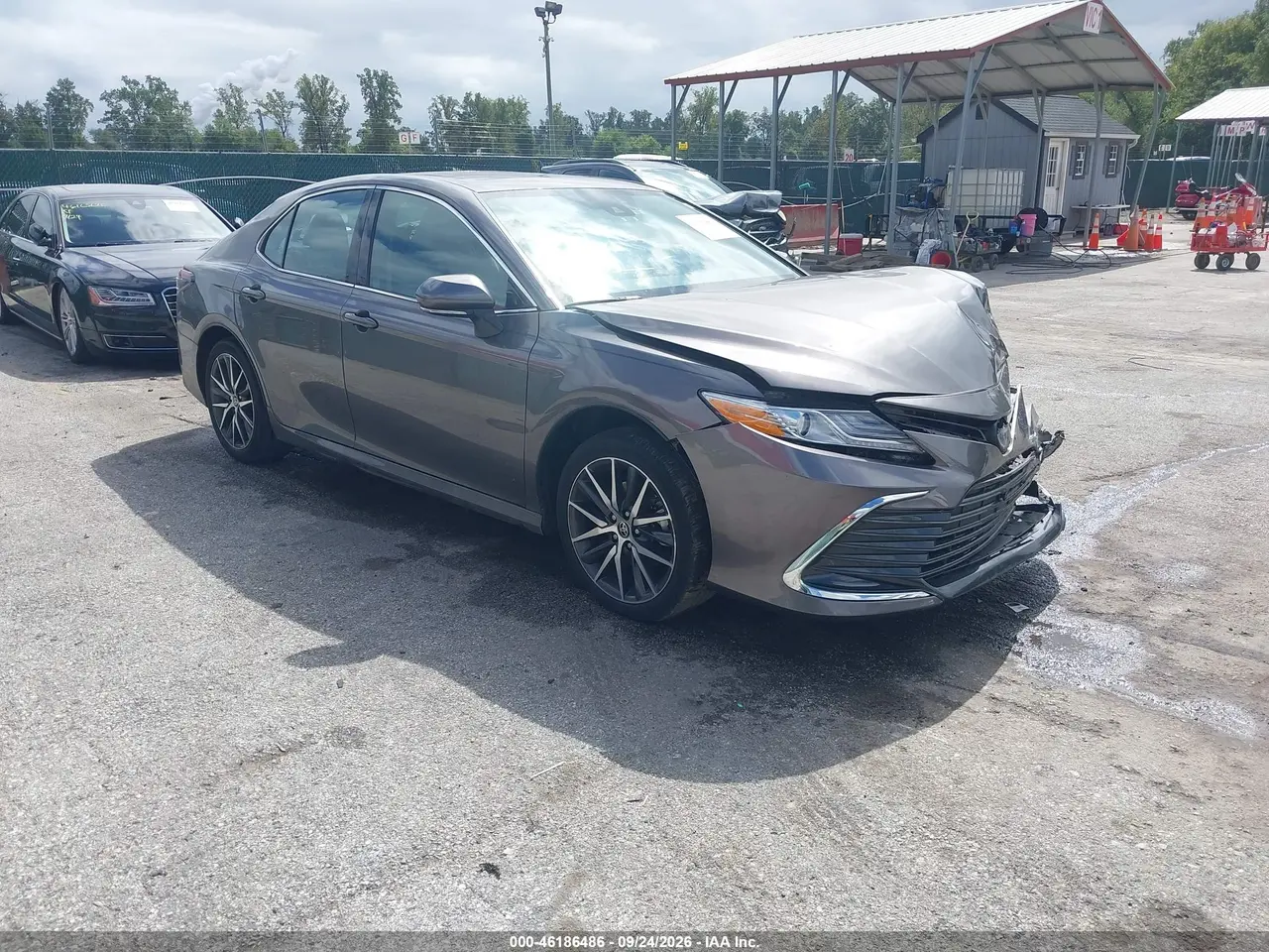 Toyota Camry Xle Hybrid 2023