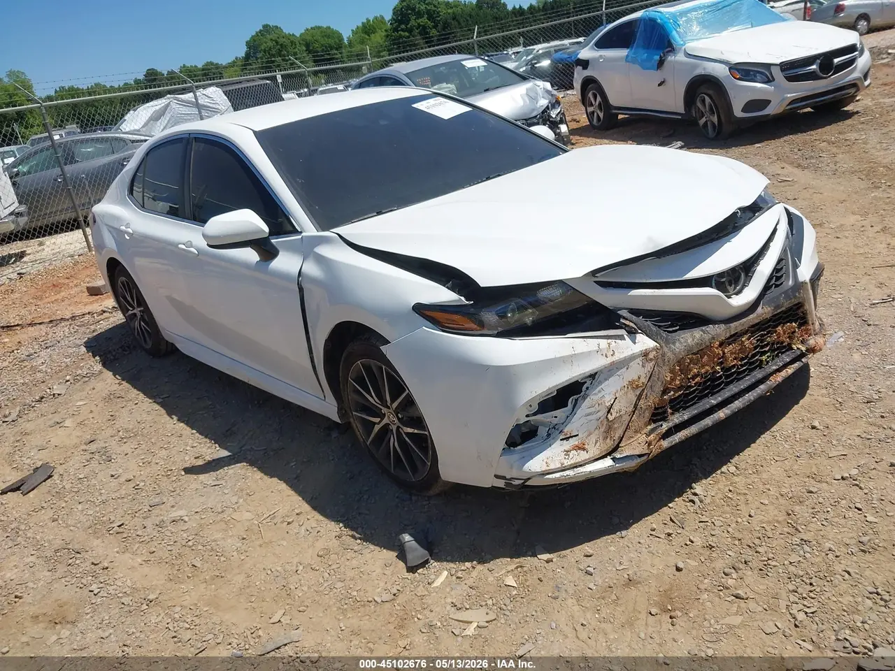 Toyota Camry Se 2021