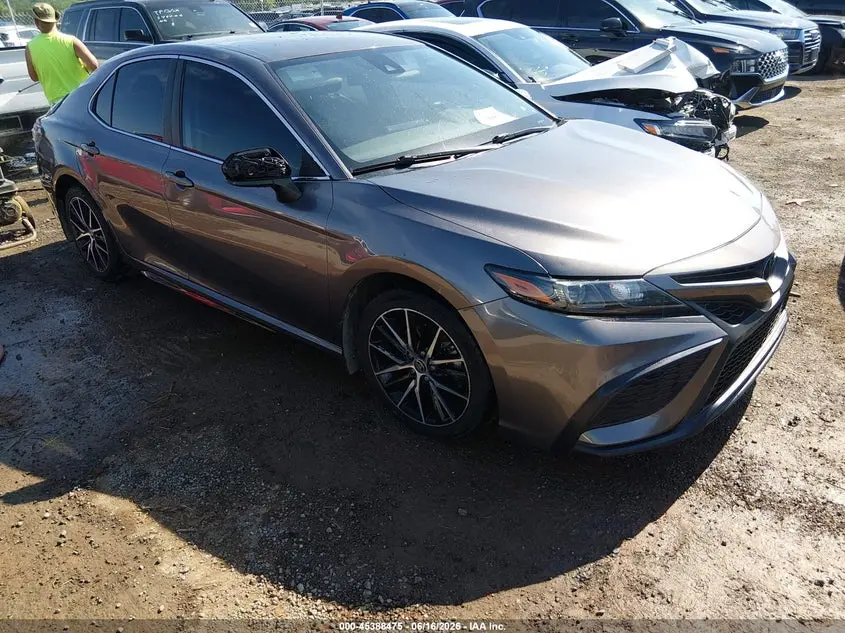 Toyota Camry Se 2021
