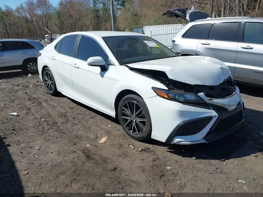 Toyota Camry Se 2021