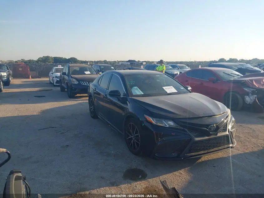 Toyota Camry Se 2021