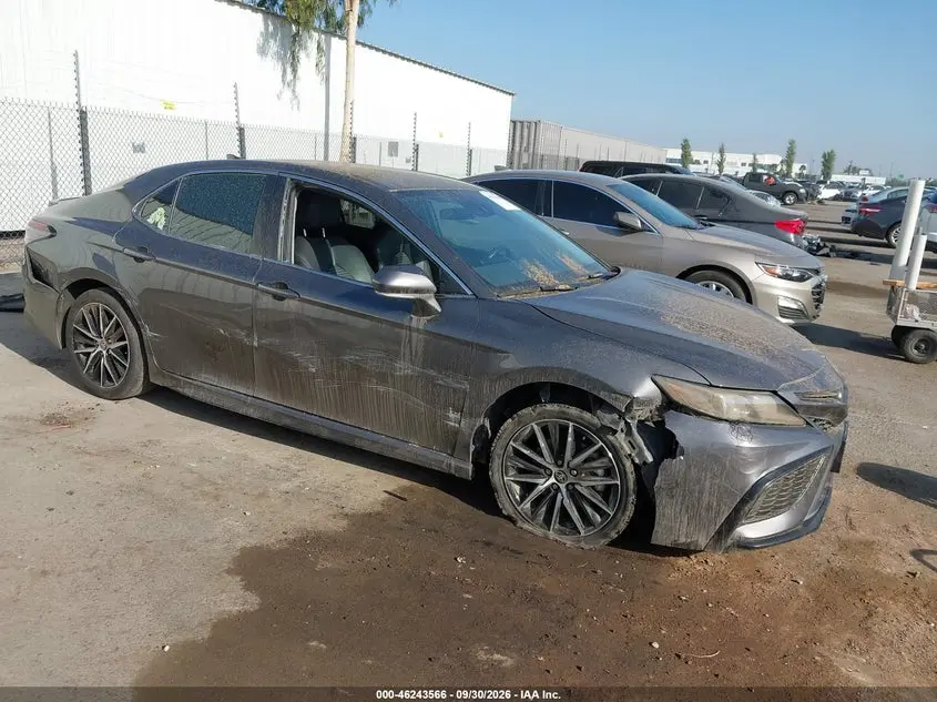 Toyota Camry Se Night Shade/Se 2024