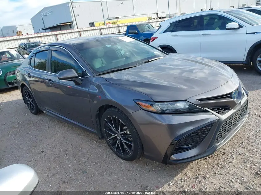 Toyota Camry Se Hybrid 2022