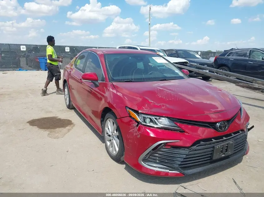 Toyota Camry Le 2023