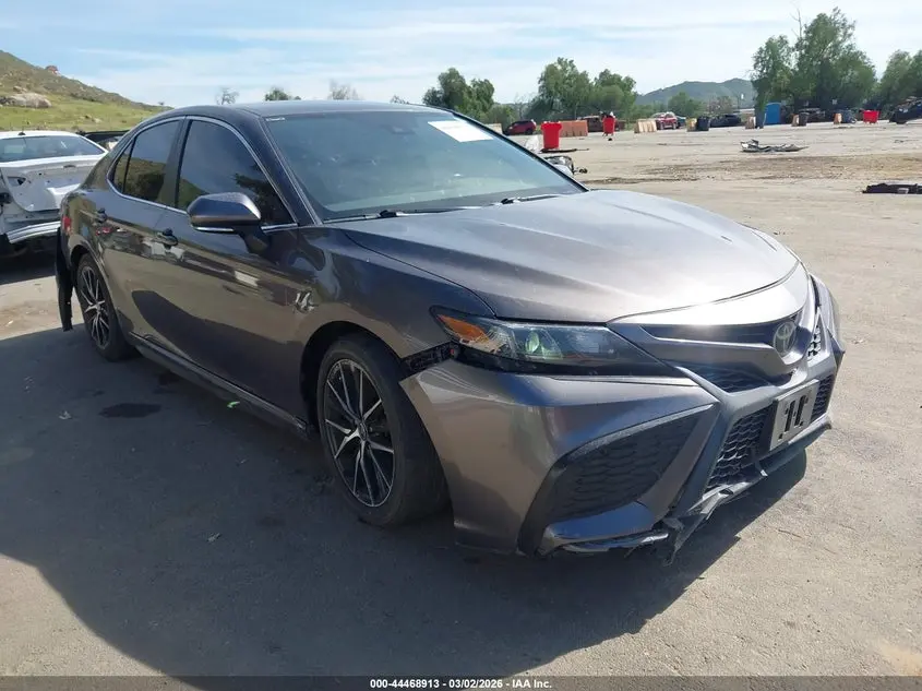 Toyota Camry Se 2022