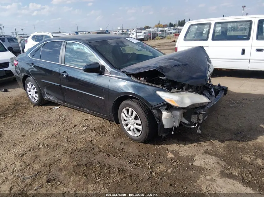 Toyota Camry Le 2015