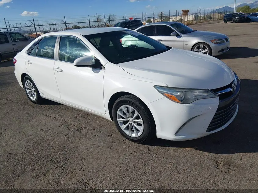 Toyota Camry Le 2016