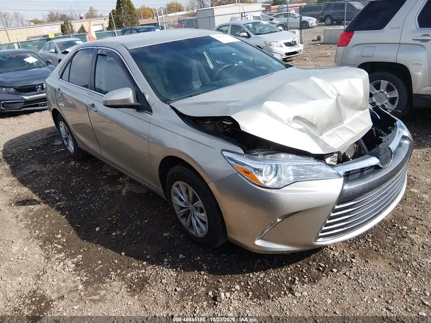 Toyota Camry Le 2016