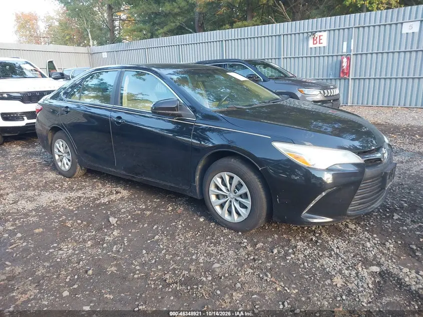 Toyota Camry Le 2015