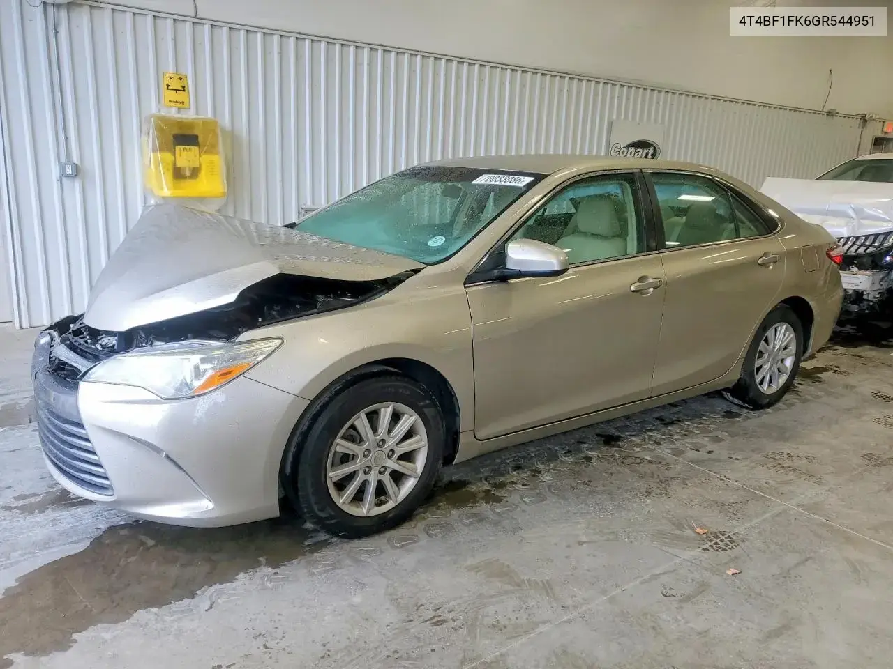Toyota Camry Le 2016