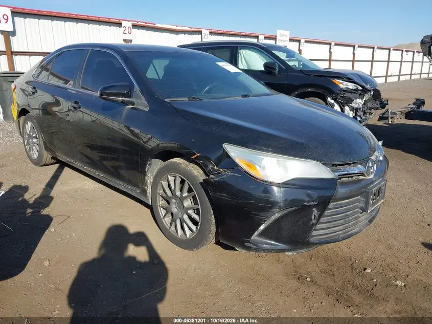 Toyota Camry Le 2015
