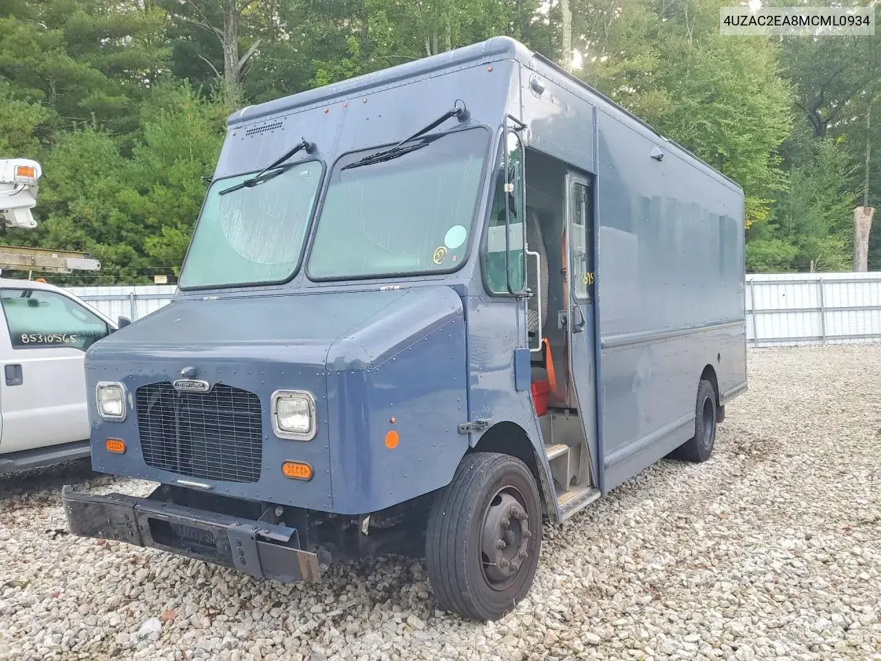 Freightliner Mt45G Chassis Delivery Truck 2021