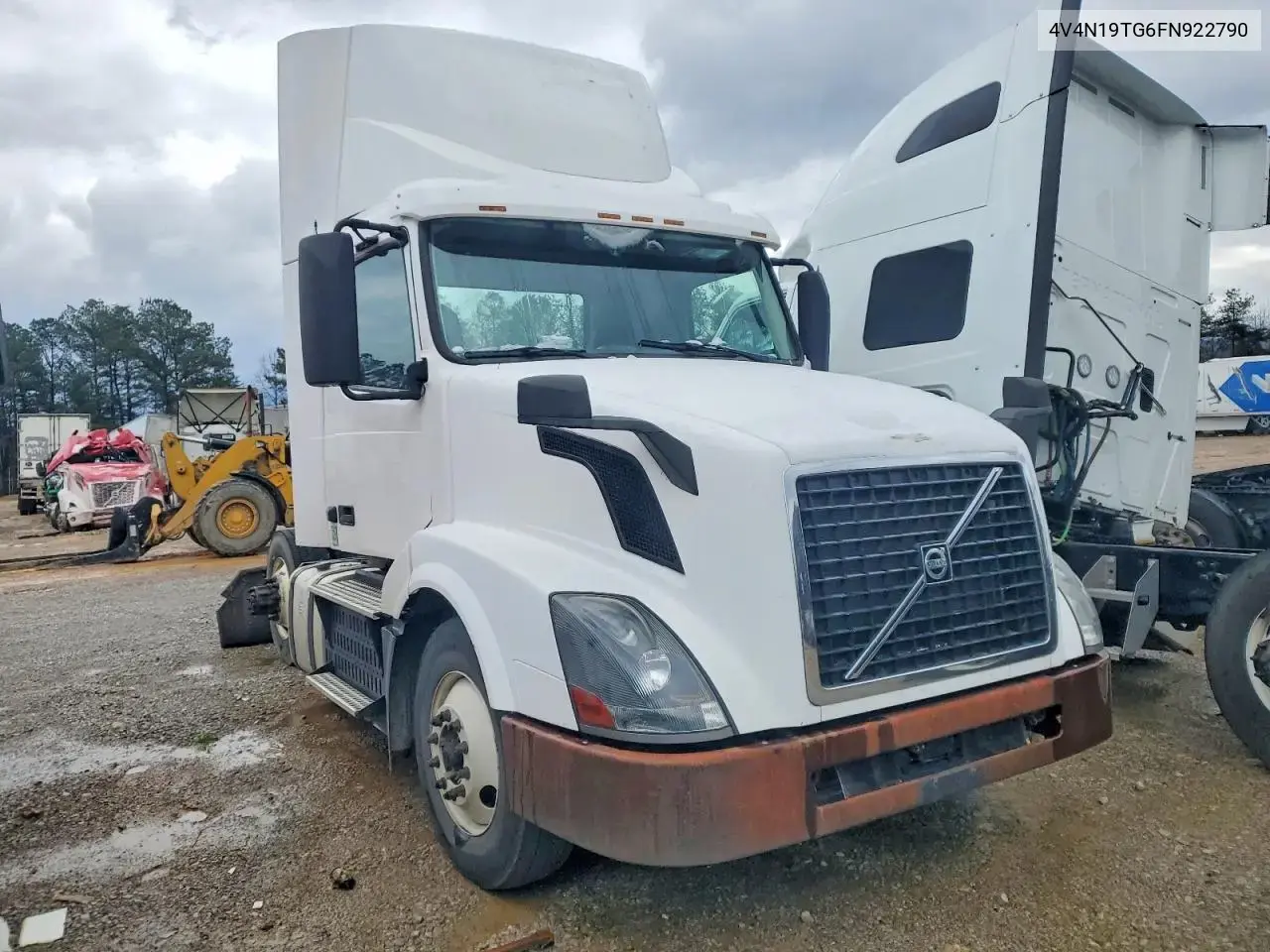 Volvo Vnl Semi Truck 2015