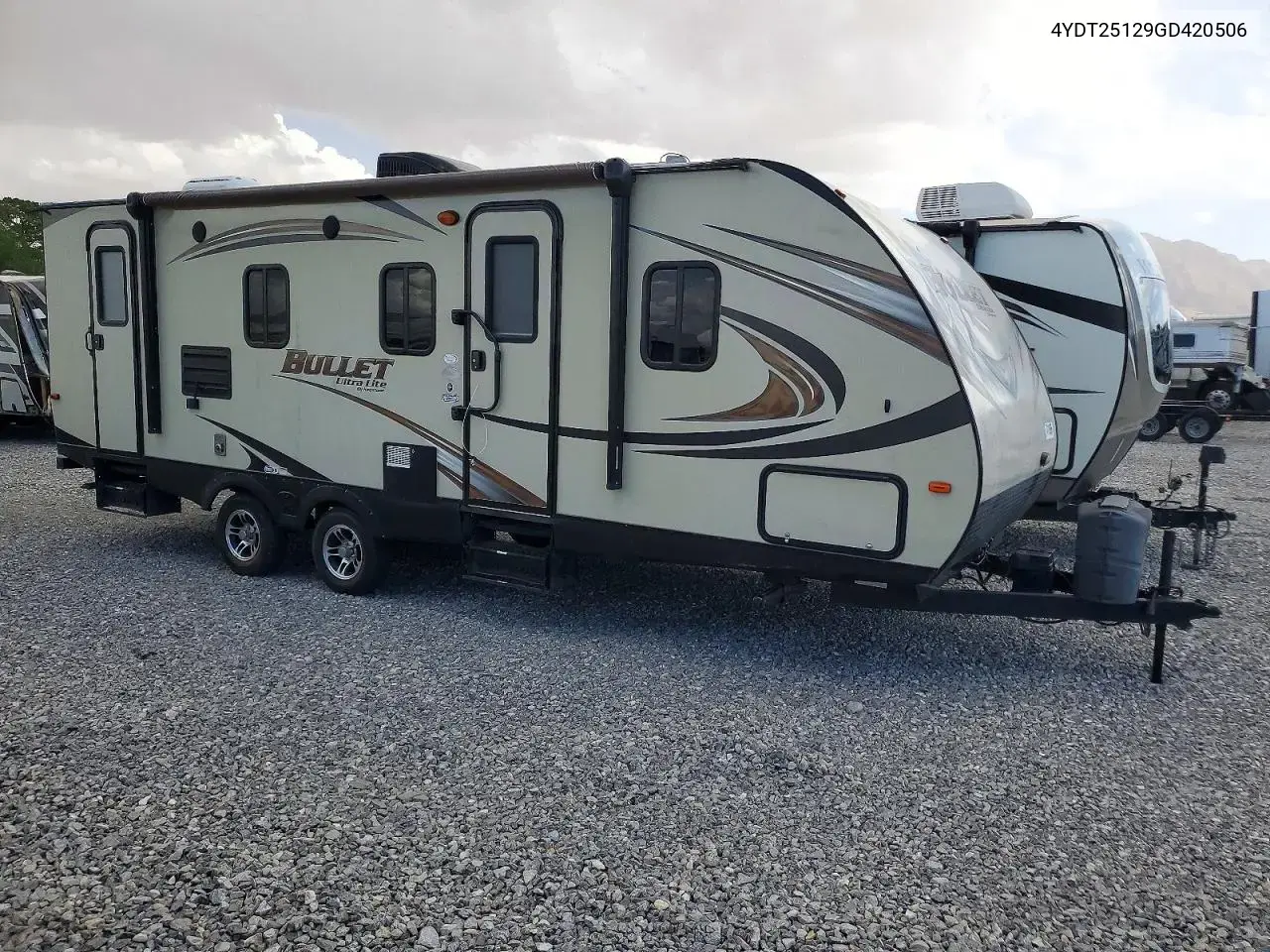 Keystone Bullet Camper 2016
