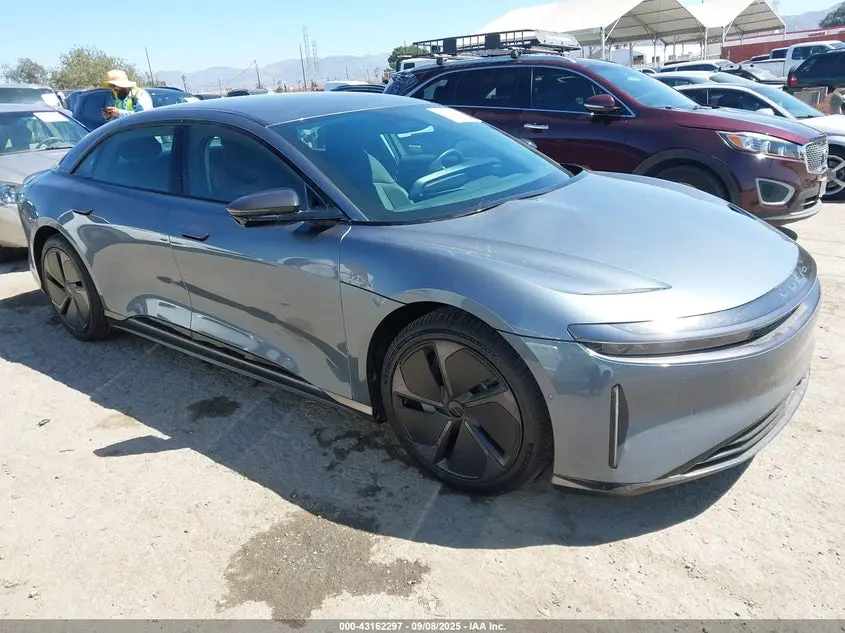 Lucid Air Pure 2025