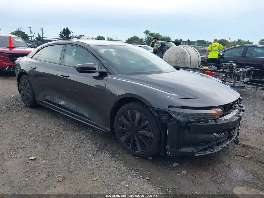 Lucid Air Pure 2024