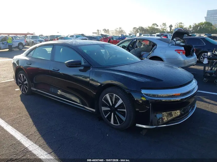Lucid Air Pure 2025