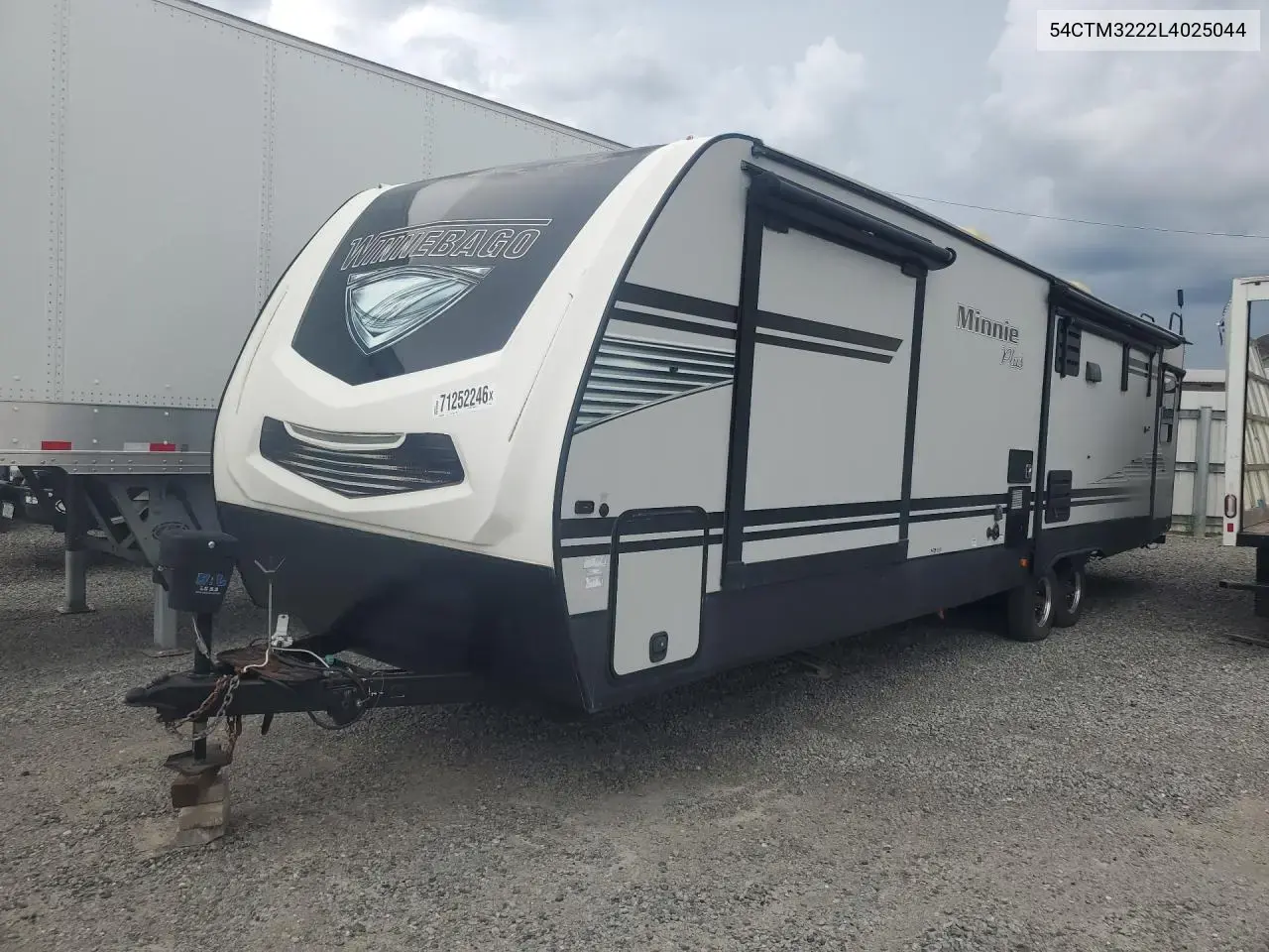 Winnebago Minnie Camper 2020