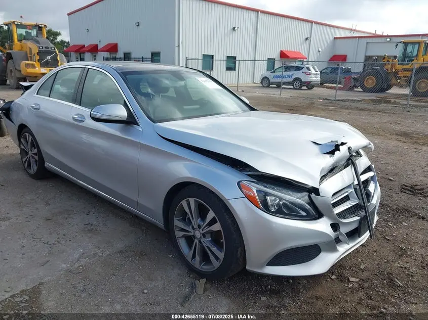 Mercedes-Benz C 300 Luxury/Sport 2015