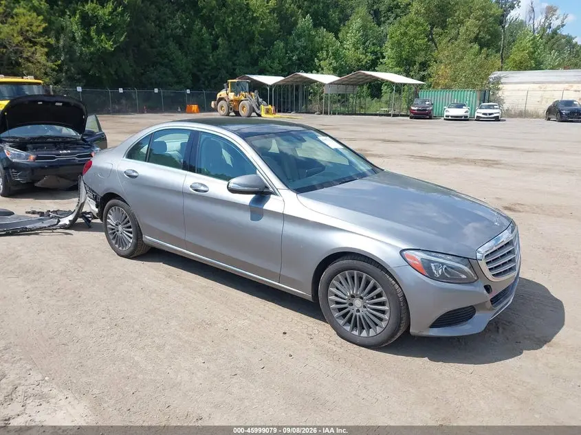 Mercedes-Benz C 300 Luxury 2015